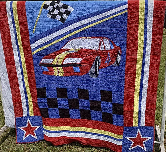 Car Race TWIN COTTON QUILT Britannica Home Fashions VGC